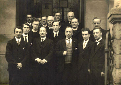 Lloyd-Jones and others in the chapel where he preached, in the 1920s.