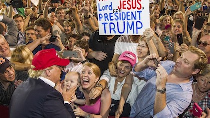 Many now ask themselves if being an evangelical means to be a Donald Trump supporter.