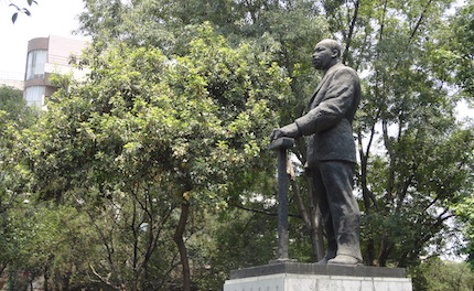 Statue of Martin Luther King in Mexico D.F. / Wikimedia