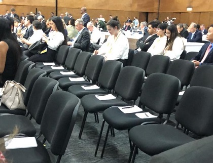 Empty seats inside the zone for accredited visitors, during the OEA General Assembly, in Medellín. / ED