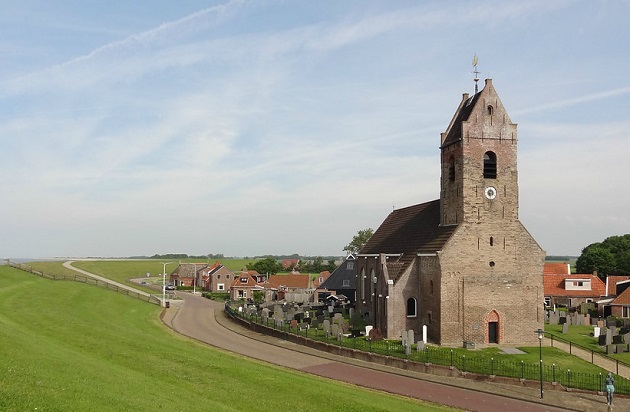 A church building in the Netherlands. / Deltiijdegod, CC,