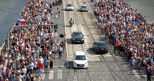 Thousands protests in Prague, Czech Republic, against Prime Minister Andrej Babis, June 2019. / EF, Jozef L. ,