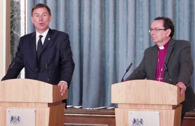 The report was presented in a press conference with Foreign Affairs Secretary Jeremy Hunt, and Bishop of Druro Philip Mountstephen. / Video capture Youtube ,