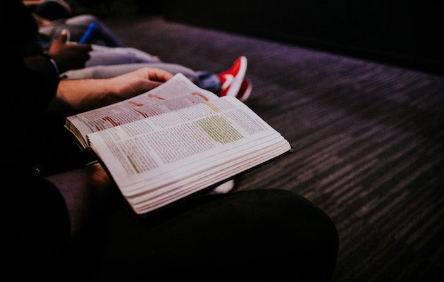 roughly 20 million Bibles are sold in the United States each year. . / Hannah Busing, Unsplash CC,
