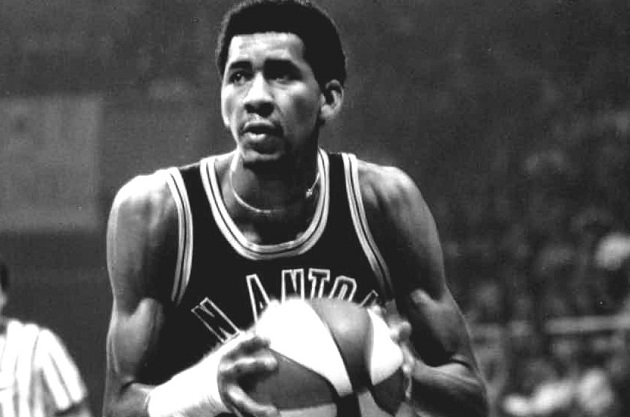 George Gervin, around 1974. / Photo: J. Fitzgerald, Wikipedia, Public Domain,