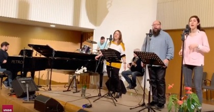 Live streaming of a church service with no attendants, on 15 March, in Terrassa, Spain. / Facebook Unida de Terrasa