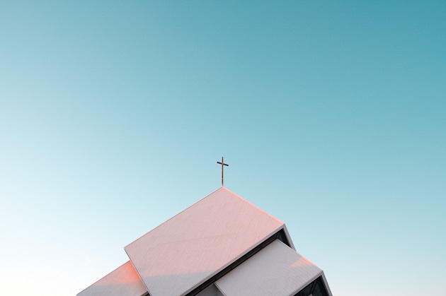 A church building in Iceland. / A. Hojo (Unsplash, CC0),