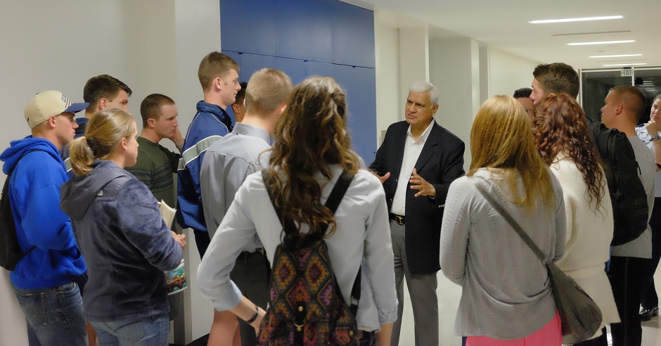 U.S. Air Force Academy, Colorado Springs, Colo., 2014: Ravi Zacharias was known for always being focused on the questioner, not simply the question. / Photo: <a target="_blank" href="https://www.rzim.org">RZIM</a>,