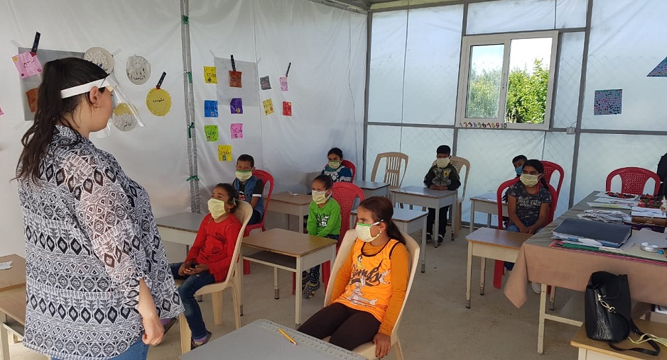 A class in one of the two centres the NGO has near the camps. / <a target="_blank" href="https://www.alianzasolidaria.org">Alianza Solidaria</a>,