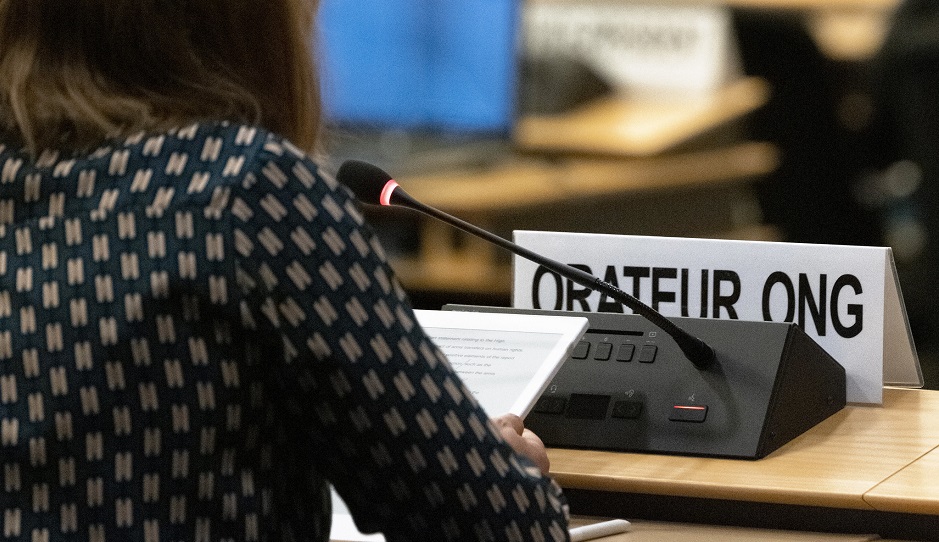 A member of a NGO during 45th session of the Human Rights Council, 24 September 2020. / <a target="_blank" href="https://www.flickr.com/photos/unisgeneva">UN Photo, Jean Marc Ferré</a>,