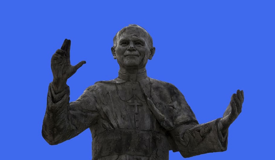 Statue of Pope John Paul II. / Piqsels, CC0,