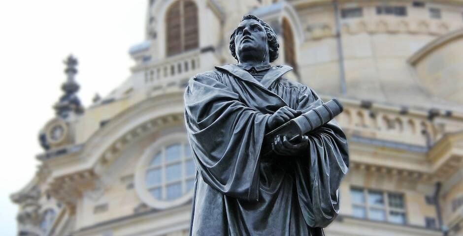 Martin Luther statue./ <a target="_blank" href="https://pixabay.com/es/users/sharonang-99559/">Sharon Ang </a>, Pixabay.,