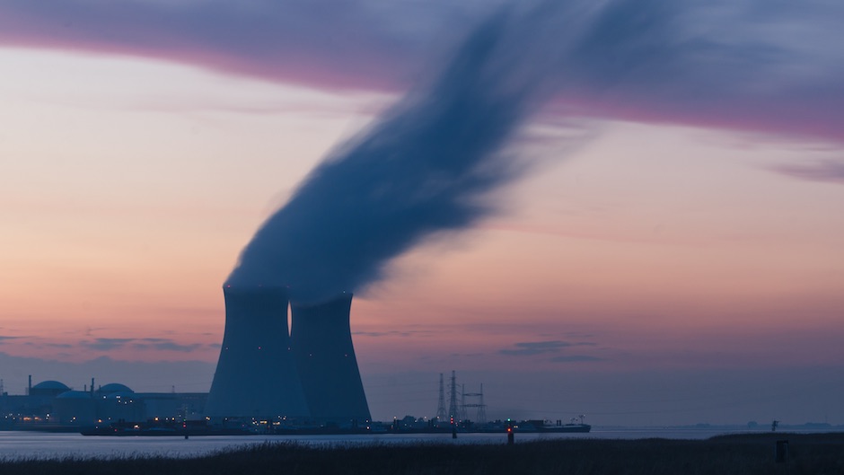 The Does nuclear power plant in Belgium. / <a target="_blank" href="https://unsplash.com/@fredography">Frédéric Paulussen</a>, Unsplash, CC0,