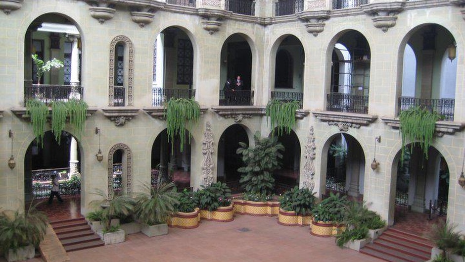 The patio of the National Palace of Guatemala to be named 'Patio of Life'. / Photo: <a target="_blank" href="https://tourspalacionacional.webnode.es/bienvenida/patio1/">Y. Mejías</a>,