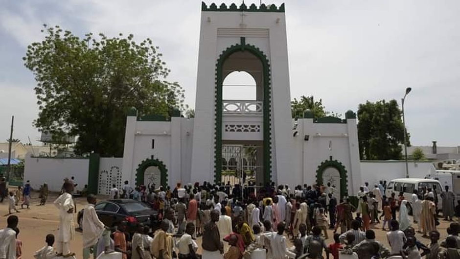 Sokoto,Nigeria . / <a target="_blank" href="https://commons.wikimedia.org/wiki/File:Front_of_Sokoto_Sultan_Palce.jpg">Sanijamilui, Wikimedia Commons</a> .,
