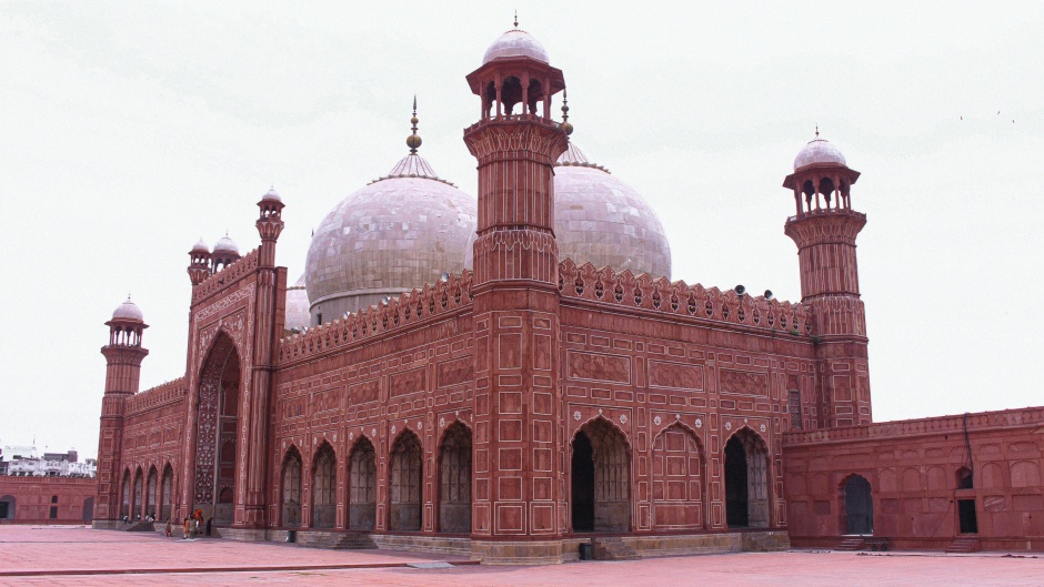 Badshahi Mosque in Lahore, Pakistan.  / Photo: <a target="_blank" href="https://unsplash.com/@jamshaidpro">Jamshaid Mughal</a>, Unsplash, CC0,