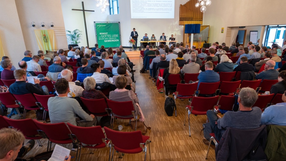 Around 350 delegates joined the annual gathering of the Federation of Free Evangelical Churches of Germany, in September 2022. / Photo: <a target="_blank" href="https://feg.de/">Bund FEG</a>. ,
