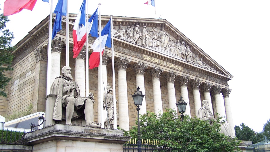 French National Assembly. / <a target="_blank" href="https://commons.wikimedia.org/wiki/File:National_Assembly_of_France_-_panoramio.jpg">Jarosław Baranowski</a>, Wikimedia Commons.,