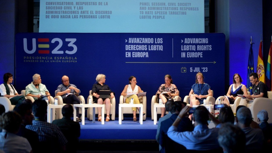 The Spanish Equality Minister, Irene Montero (centre), leading a discussion during the European Union Presidency event on LGBTQI+ rights in Europe, Madrid, 5 July 2023. / Photo: <a target="_blank" href="https://twitter.com/IreneMontero">Twitter Minister Irene Montero</a>.,