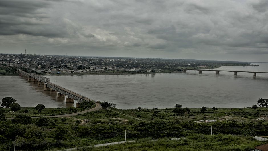 River Benue in Makurdi, the capital of  Benue state.  / <a target="_blank" href="https://commons.wikimedia.org/wiki/File:River_Benue_%28in_Makurdi_With_both_Bridges%29.jpg">Ashinze</a>, Wikimedia commons.,