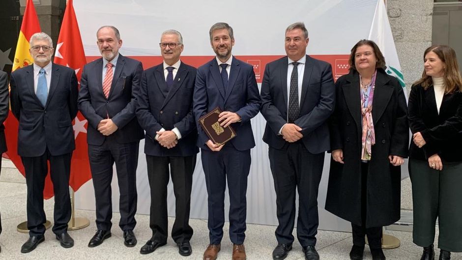 Miguel Ángel García Martín, with the CEM board at the official ceremony to commemorate the Protestant Reformation Day / Comunidad Madrid.,