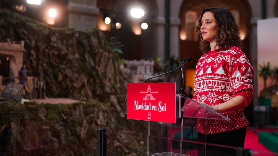 Isabel Díaz Ayuso, at the presentation of the traditional nativity scene in the centre of Madrid. /   Madrid regional government. ,