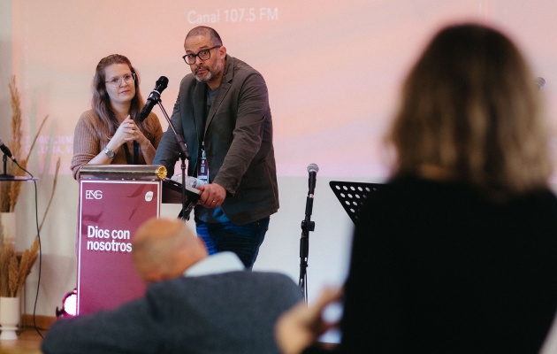 Professionals in Spain reflected on how to be “magnetic for Jesus” in the workplace