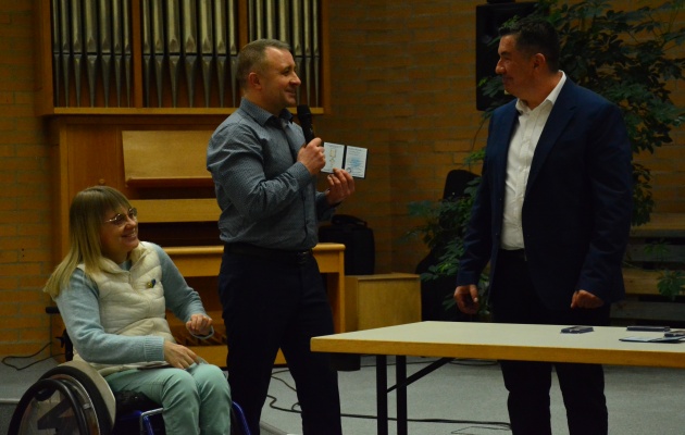 Members of the Austrian Evangelical Alliance’s disability forum awarded for rescue operation