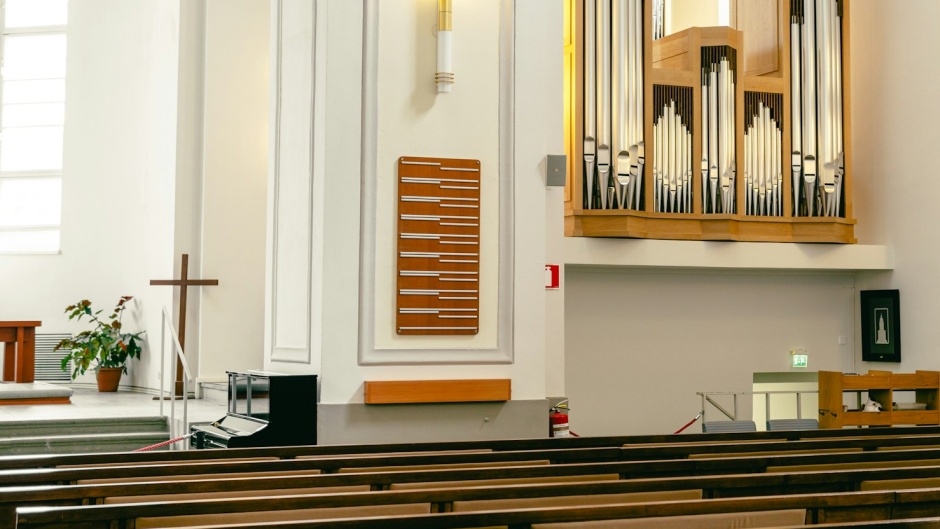 A Lutheran church in Finland. / Photo: <a target="_blank" href="https://unsplash.com/@tvannoy">Trevor Vannoy</a>, Unsplash, CC0.,