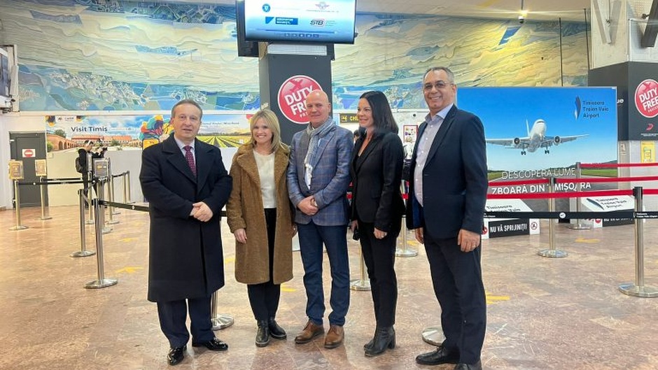 The presentation of the project was attended by the director of the airport, Romanian government officials, and representatives of WorldTeach and partners. / <a target="_blank" href="https://www.worldteach.ro/">WorldTeach Romania</a>. ,