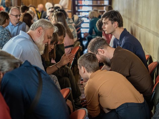Čeští křesťané se spojili v modlitbě o Letnicích