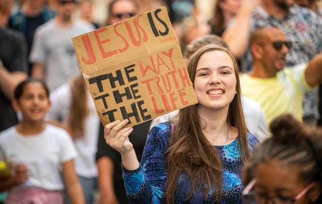 Hundreds of Christians marched through Prague