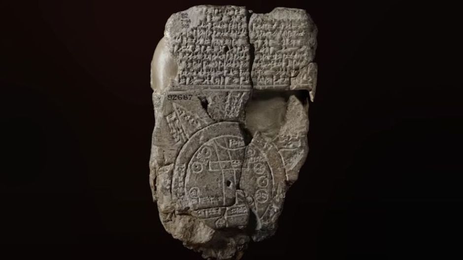 The 'Imago Mundi' tablet. / <a target="_blank" href="https://www.youtube.com/watch?v=LUxFzh8r384">The British Museum YouTube</a>,