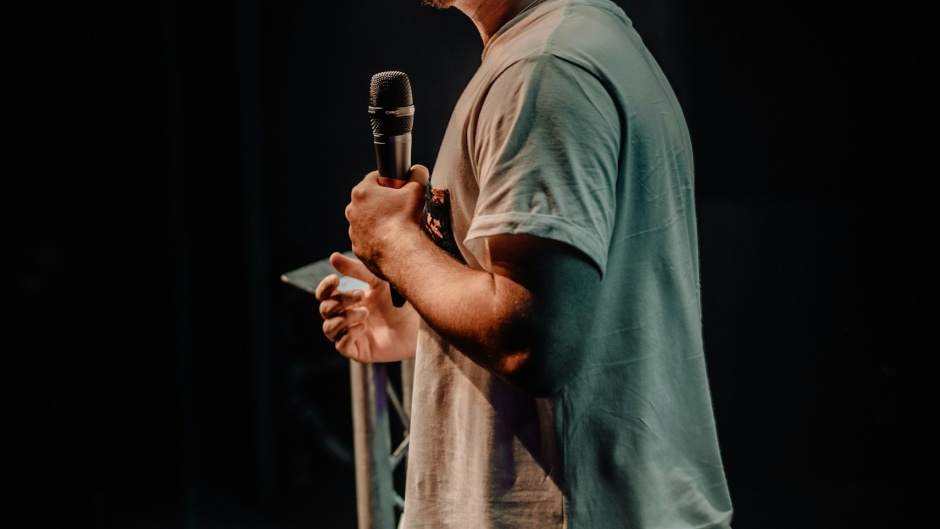 Non-representative image of a pastor speaking at a church event. / Photo: <a target="_blank" href="https://unsplash.com/@willkellphoto">W. Kell</a>, Unsplash, CC0.,