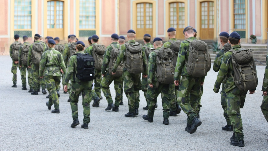 A group of soldiers in Sweden. / Photo: <a target="_blank" href="https://unsplash.com/@lassman">Christer Lässman</a>, Unsplash, CC0.,