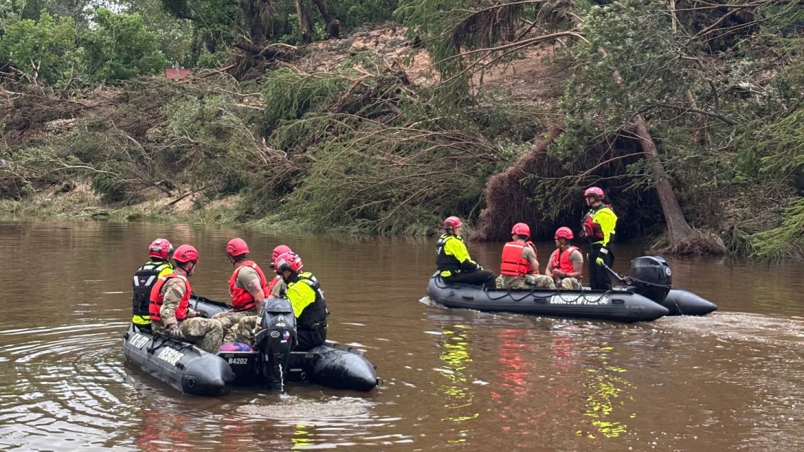 Military personnel work on the Guadalupe River in Texas following flooding on 4 July 2025. / Photo: <a target="_blank" href="https://www.facebook.com/TexasMilitaryDepartment">Texas Military Department</a>.,