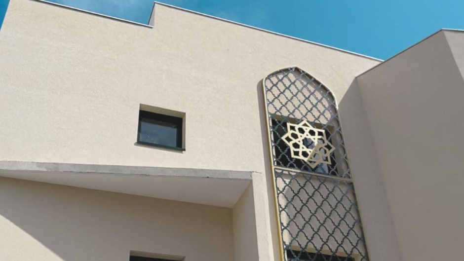 The Errahma mosque in Villeurbanne. / Photo: <a target="_blank" href="https://www.facebook.com/errahma.villeurbanne.92">Facebook Errahma Villeurbanne</a>.,