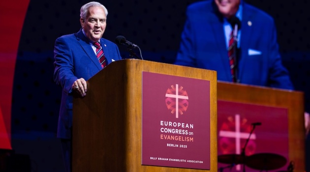 “The media are not neutral, but Christians cannot ignore the cultural conversation”