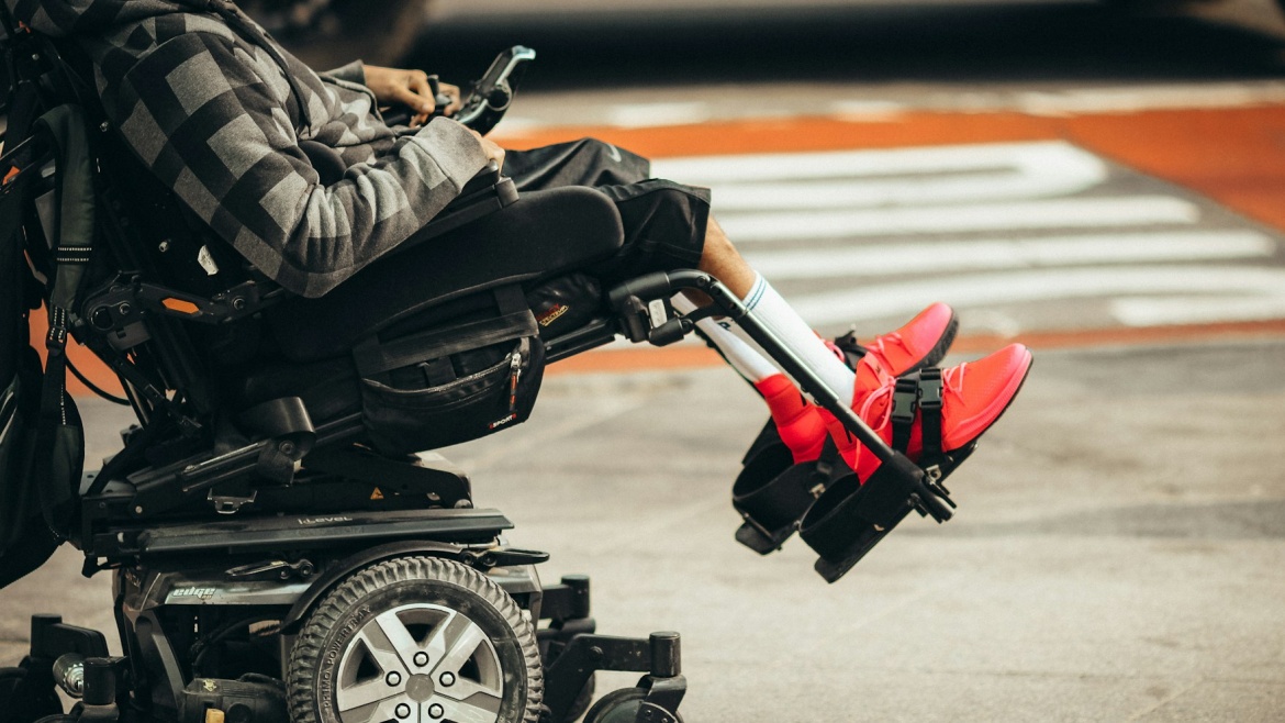 Photo: <a target="_blank" href="https://unsplash.com/@jontyson">Jon Tyson</a>, Unsplash, CC0.,