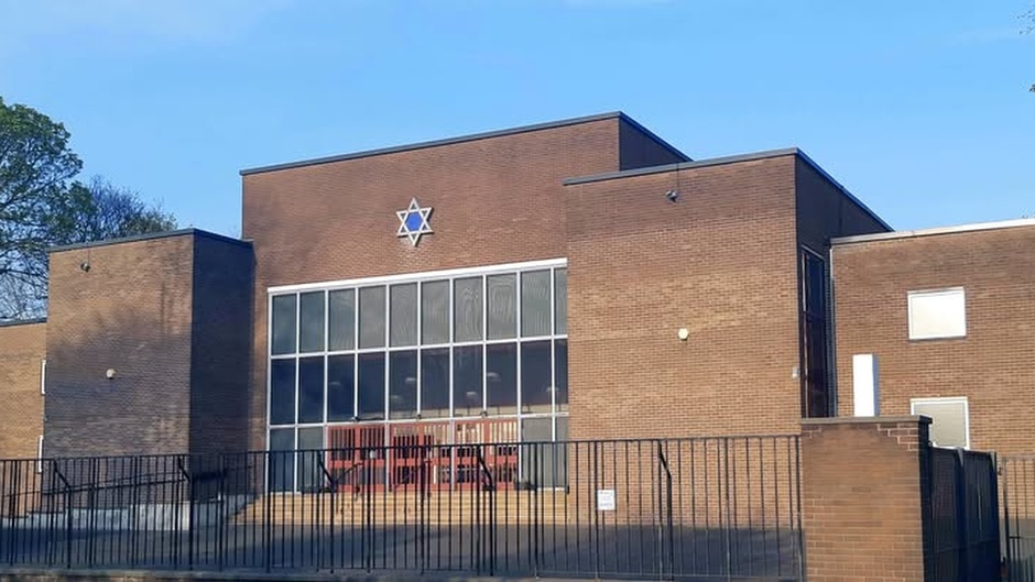Heaton Park Hebrew Congregation synagogue. Photo: <a target="_blank" href="https://www.facebook.com/HeatonParkShul/">Facebook Heaton Park Hebrew Congregation synagogue </a>,