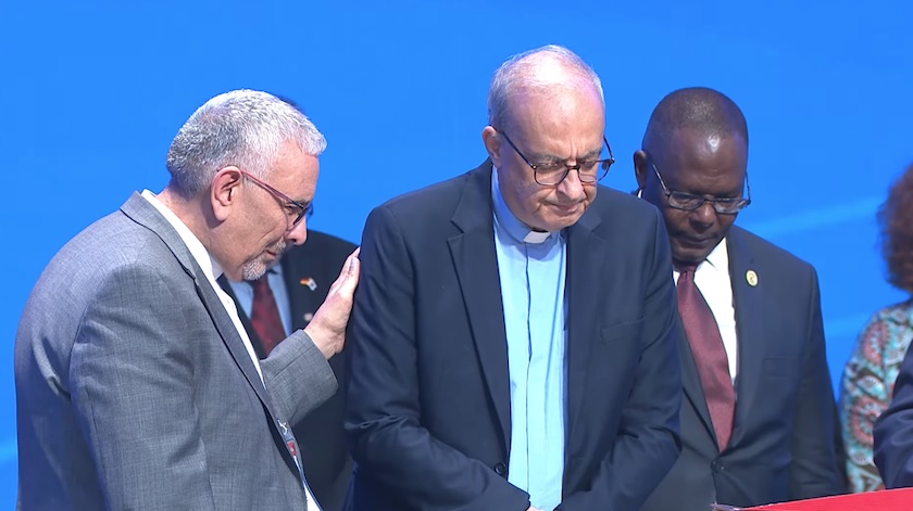 The World Evangelical Alliance moves towards a more participatory model The World Evangelical Alliance moves towards a more participatory model