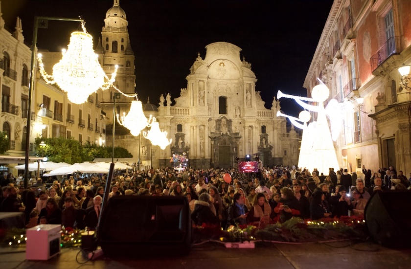Christmas festival sharing Jesus’ message gathers 2,000 in Murcia’s city center Christmas festival sharing Jesus’ message gathers 2,000 in Murcia’s city center