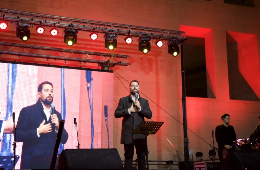 Christmas festival sharing Jesus’ message gathers 2,000 in Murcia’s city center Christmas festival sharing Jesus’ message gathers 2,000 in Murcia’s city center