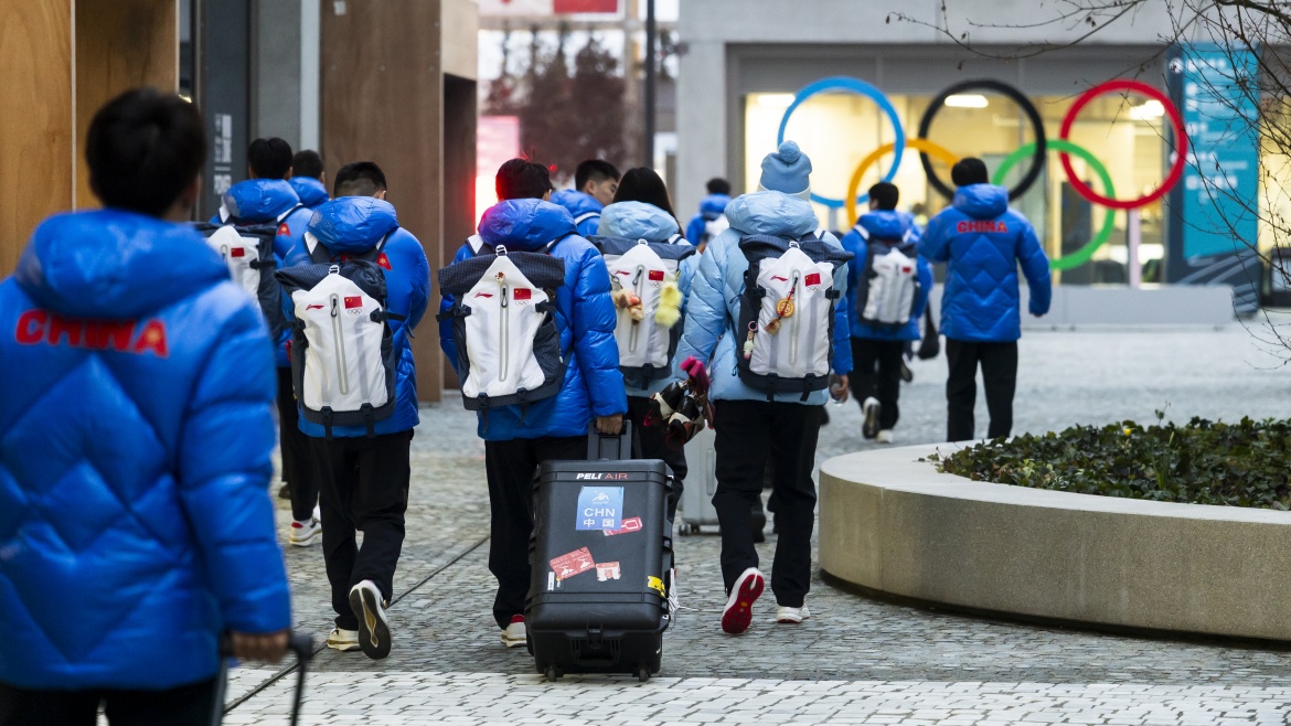 Athletes of the Chinese delegation arriving at the Milano Cortina 2026 Olympic Village. / <a target="_blank" href="https://www.flickr.com/people/iocmedia/">Flickr IOC Media </a>,