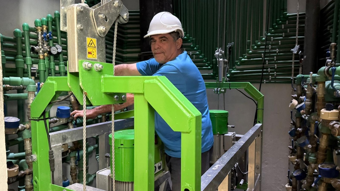 “I take on the challenge of bringing the pulpit with me to the office”