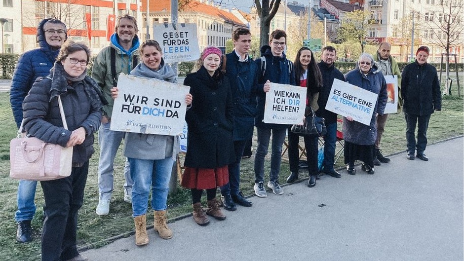 Courts in Germany and Austria rule that pro-life vigils near abortion clinics should be permitted