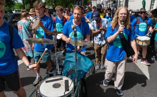 Thousands marched for Jesus in London 25 years later Thousands marched for Jesus in London 25 years later