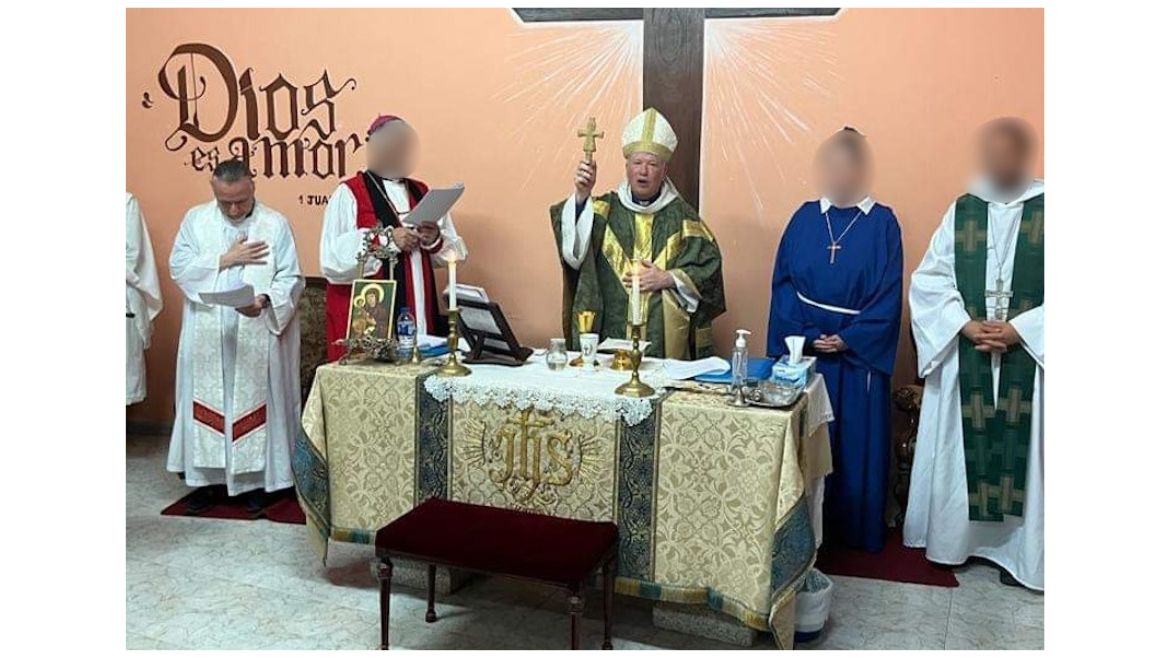 Freemasonry and esotericism within the Anglican Church of Spain led to resignations