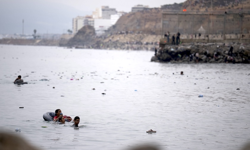 Evangelicals in Ceuta coordinate efforts to respond jointly to the migration crisis