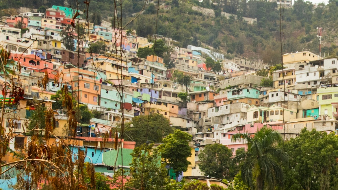 A view of Port-au-Prince, in Haiti. / Photo: <a target="_blank" href="https://unsplash.com/@robincanfield">Robin Canfield</a>, Unsplash, CC0.,